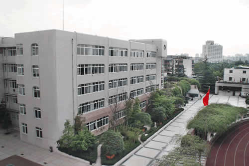 列五中學(xué)石公辦還是民辦？