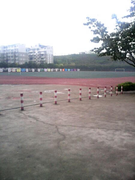 資中二中、水南實(shí)驗(yàn)小學(xué)校園路段通車了