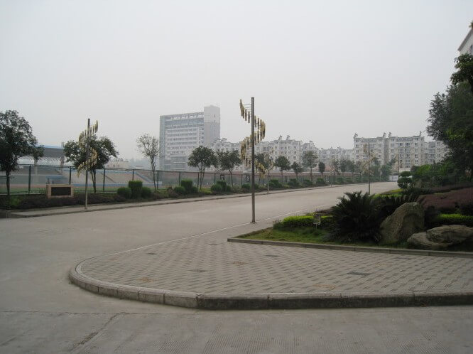 隆昌一中好不好？