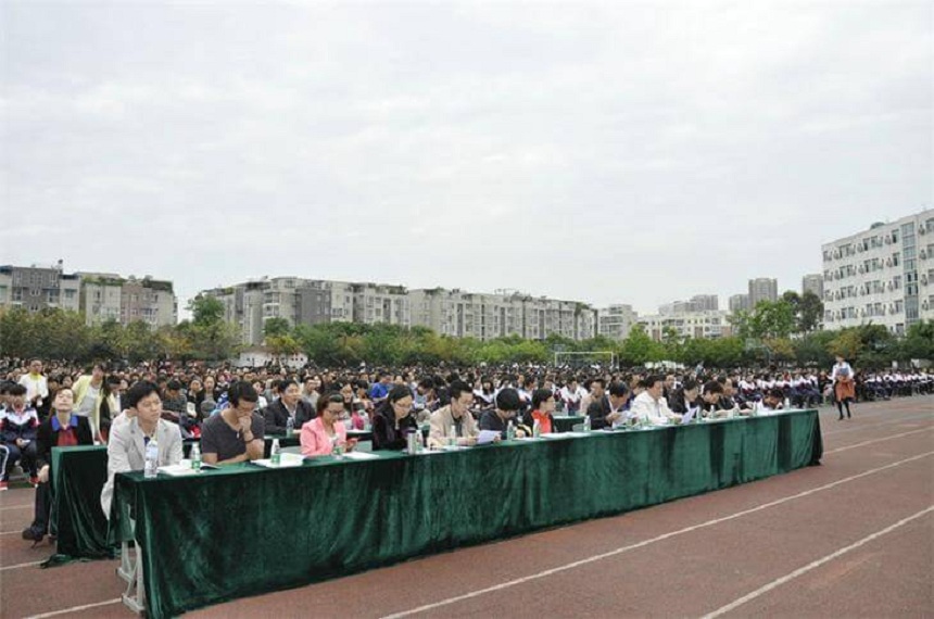 龍泉二中怎么樣、好不好？