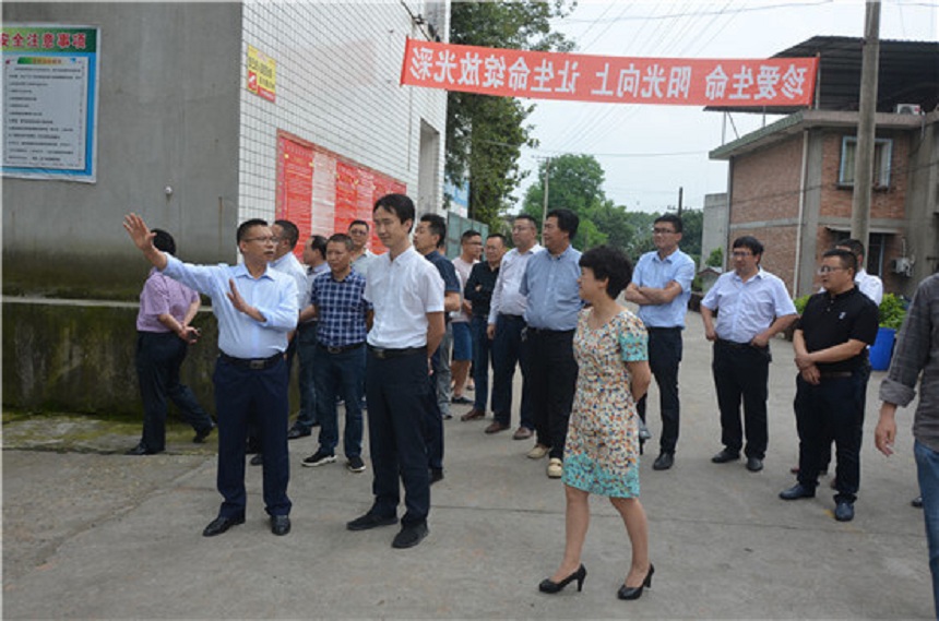 龍正中學(xué)2020年中考分?jǐn)?shù)線是多少？