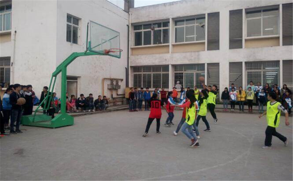 巴中市第五中學(xué)詳細(xì)地址在什么地方？