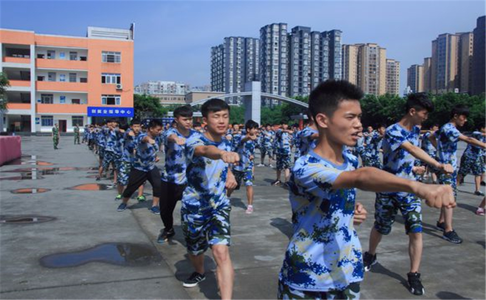 內(nèi)江十中2020年中考錄取分?jǐn)?shù)線多少分？