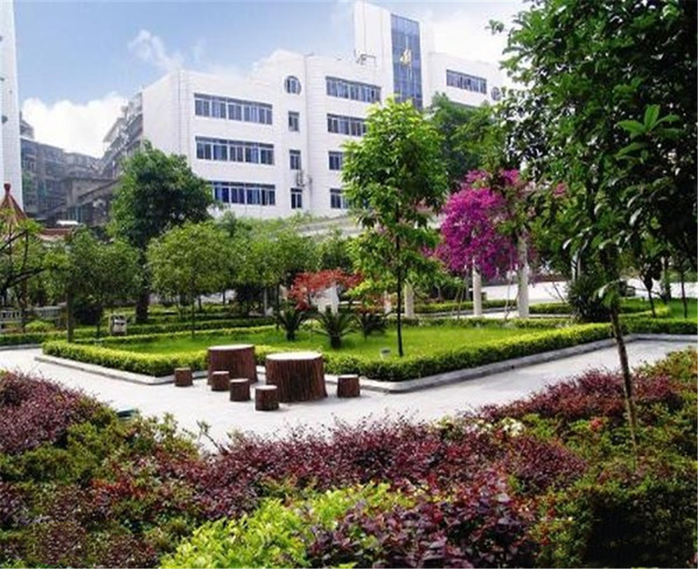 達州市高級中學學校環(huán)境怎么樣？