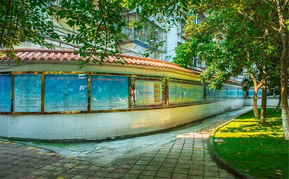 閬中東風(fēng)中學(xué)2020年中考錄取分?jǐn)?shù)線多少分？