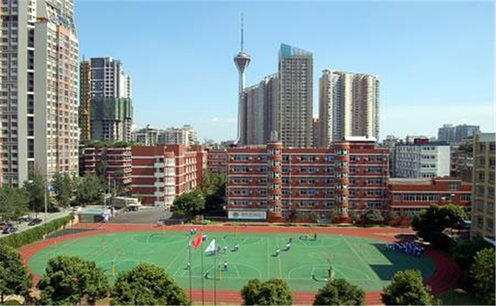 北師大成都實(shí)驗(yàn)中學(xué)的高中怎么樣？