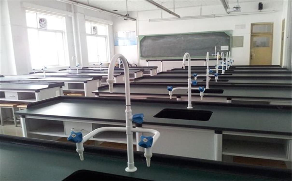 西南交通大學(xué)附屬中學(xué)的高中怎么樣？