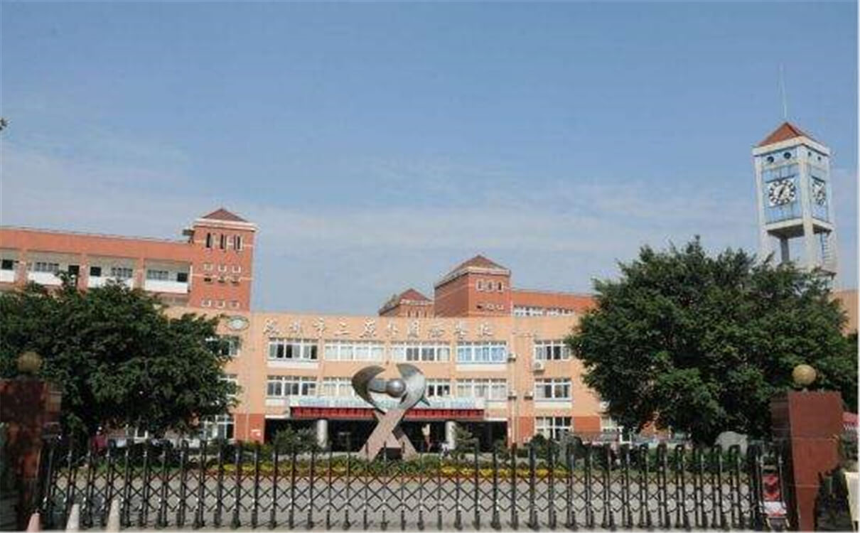 金堂實驗中學高中部的錄取分數(shù)是多少？