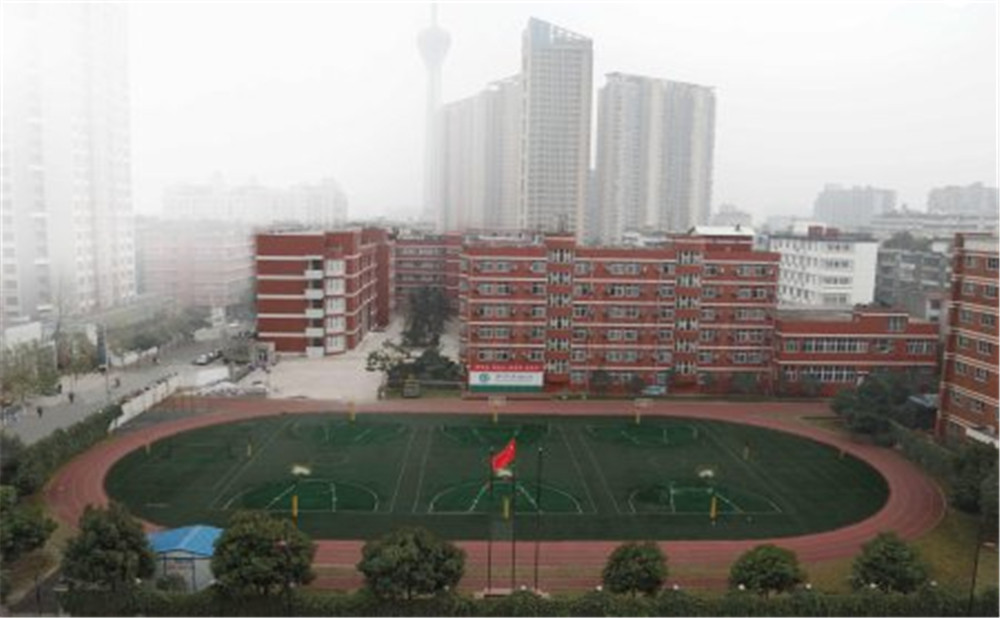 北師大成都實(shí)驗(yàn)中學(xué)的高中住宿怎么樣？