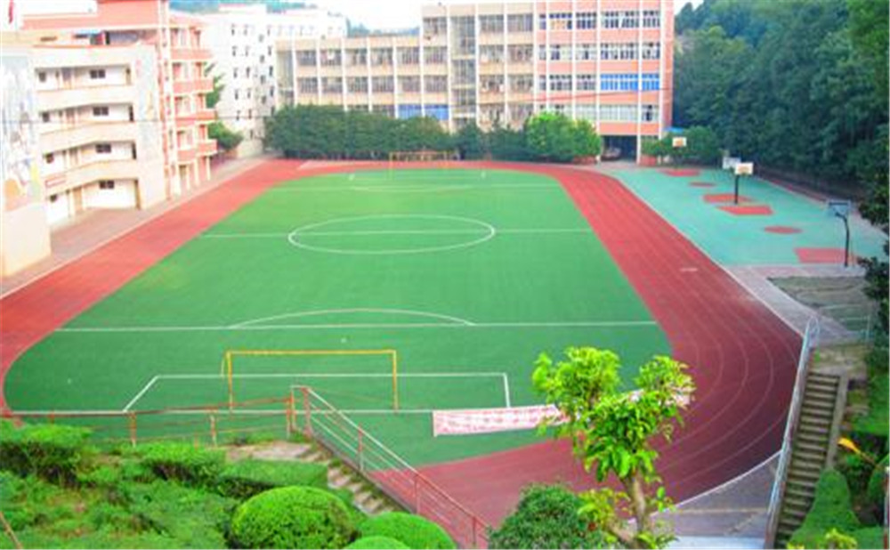 簡陽實驗中學的高中住宿怎么樣？