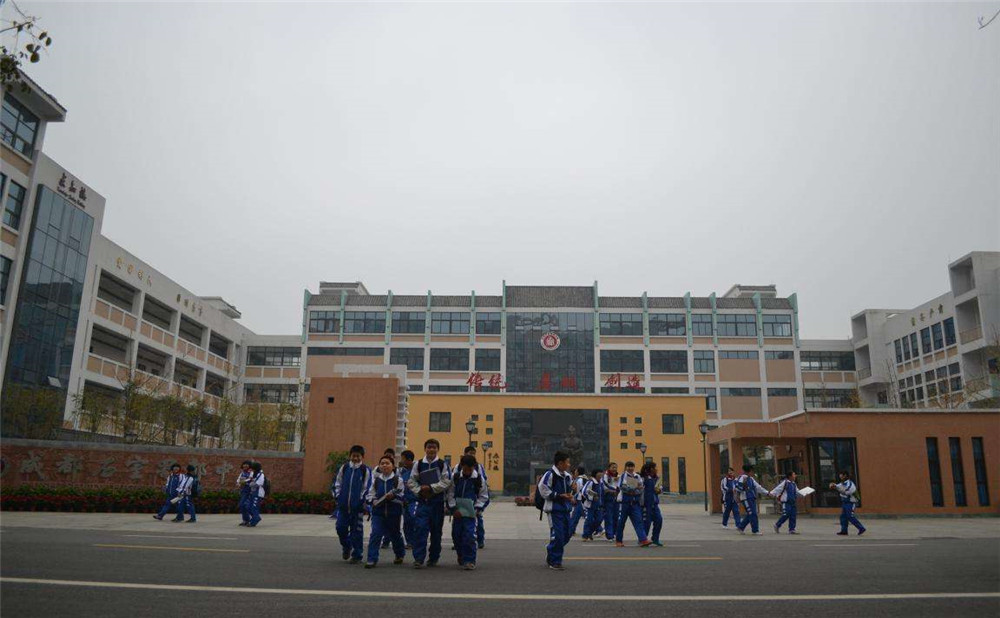 成都石室蜀都中學(xué)高中宿舍怎么樣？