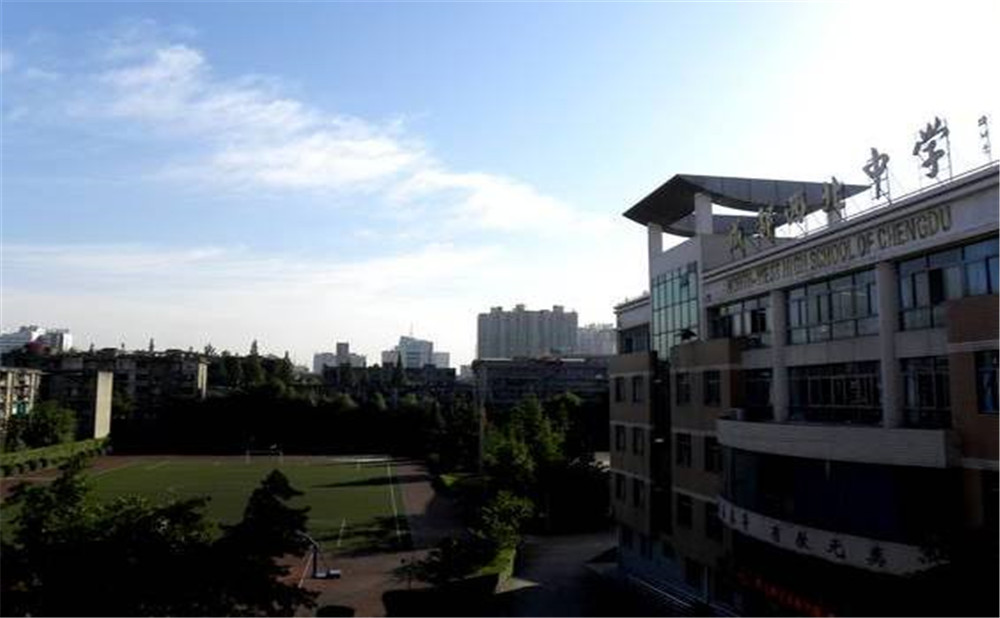 成都市西北中學(xué)的本科升學(xué)率高不高？