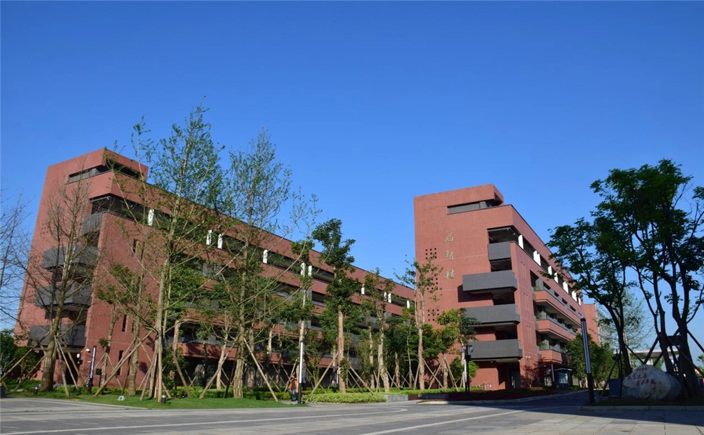 電子科技大學(xué)實(shí)驗(yàn)中學(xué)本科升學(xué)率是多少？