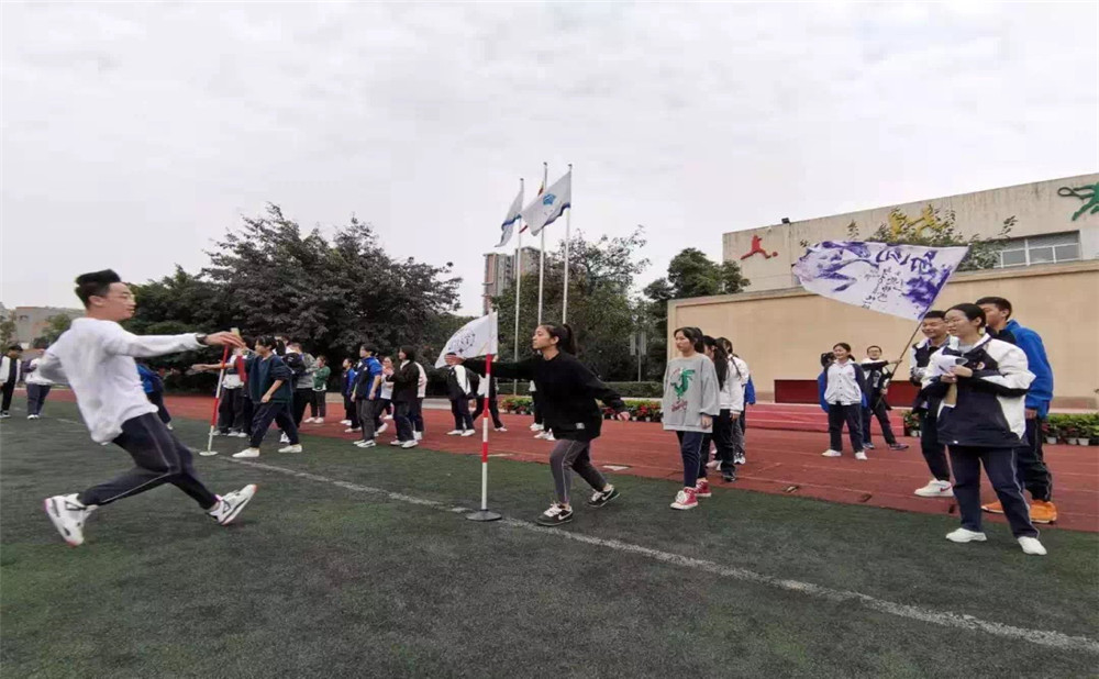 成都玉林中學(xué)錄取分?jǐn)?shù)是多少？
