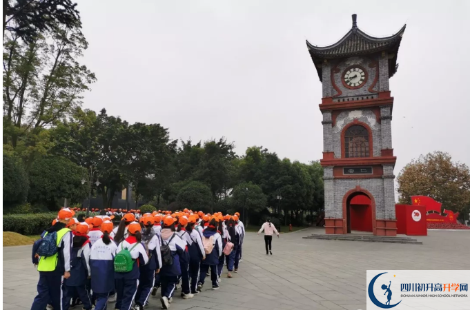 大邑中學(xué)高中本部的錄取分?jǐn)?shù)是多少？