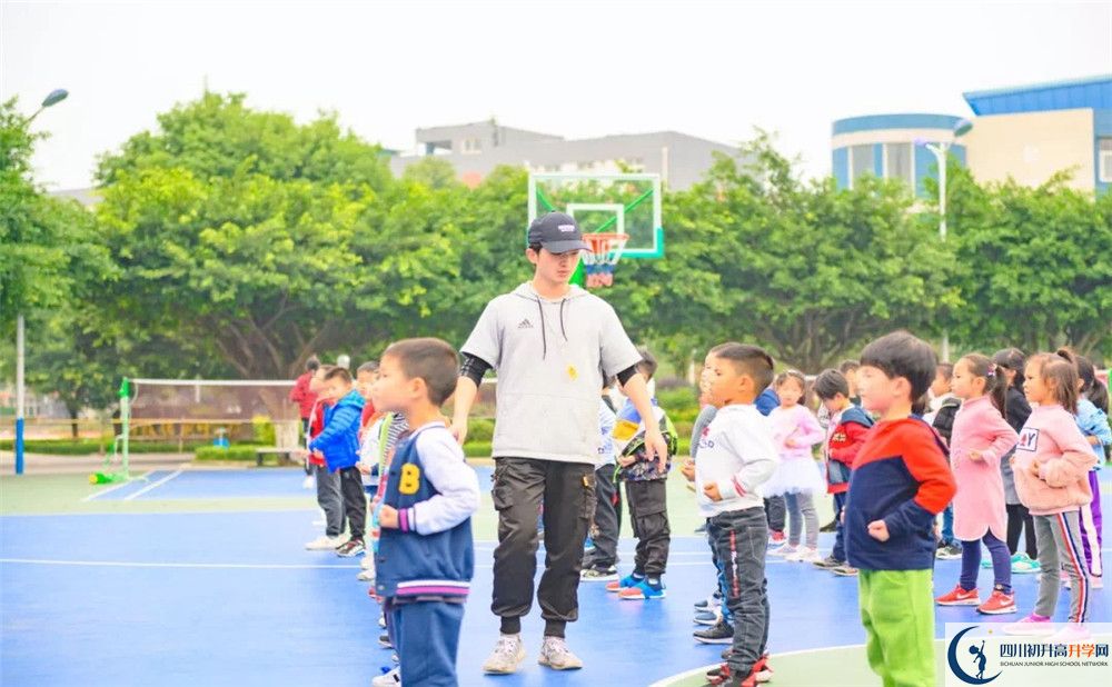 川科外國語學(xué)校2020年分?jǐn)?shù)線是多少？