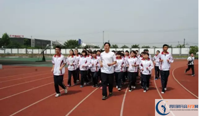 安仁中學是所怎樣的學校？