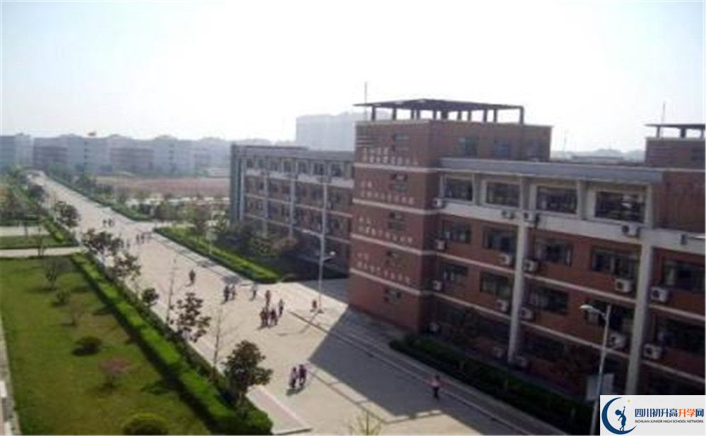 中考成都美視國際學校招生分數(shù)線是多少？