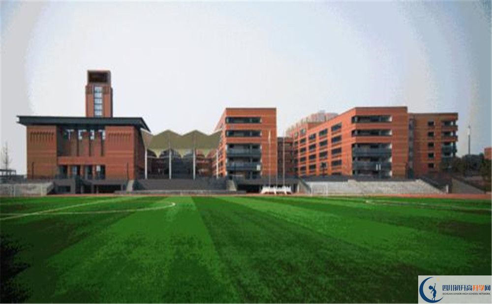 成都實(shí)外新都五龍山學(xué)校的高中住宿好不好？