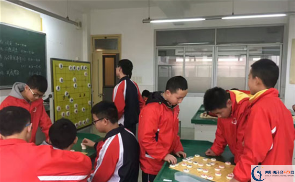 崇慶中學(xué)的高中住宿好不好？