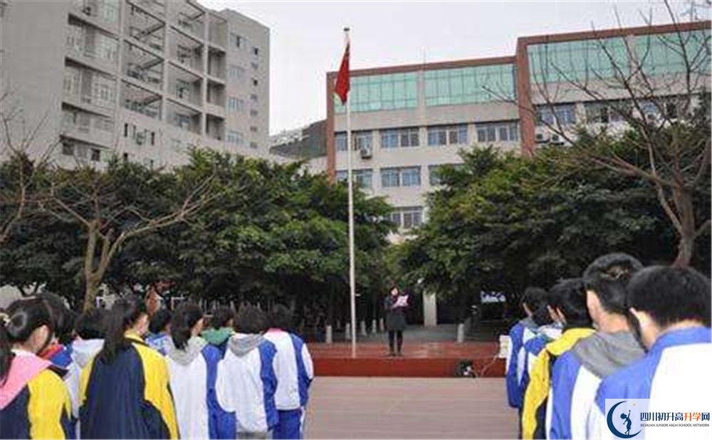 成都高新實驗中學(xué)高中歷年來的分?jǐn)?shù)線是多少？