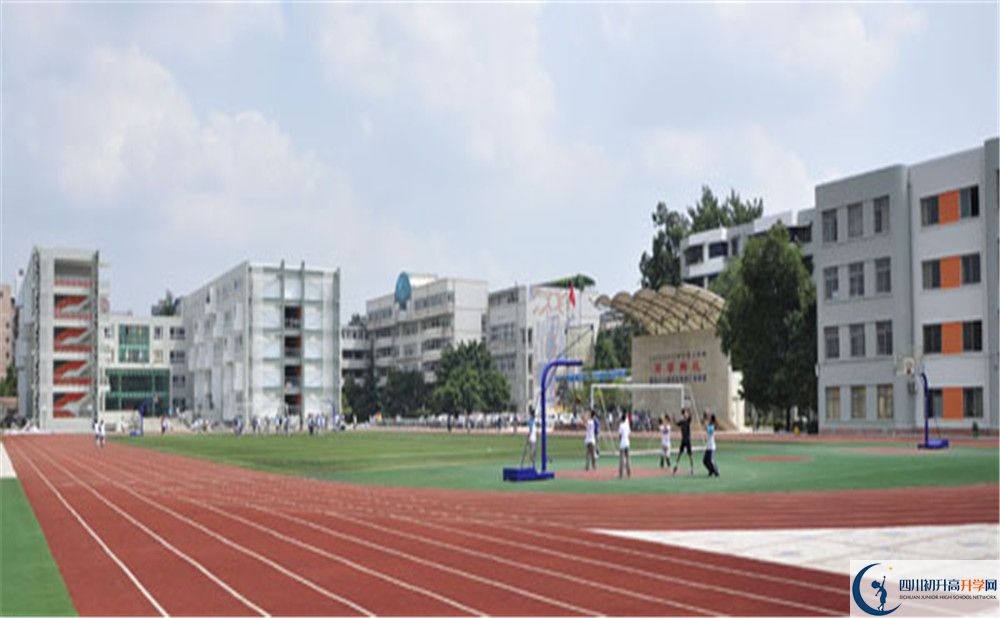成都鐵路中學(xué)2020年清華北大上人數(shù)是多少？