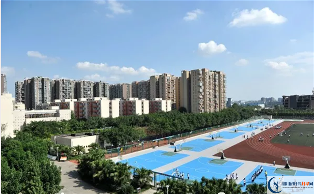 成都棠湖外國語學(xué)校2020年外地招生考試時間是多久？
