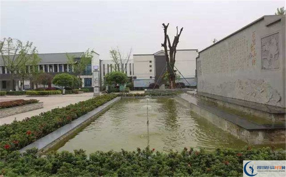 石室白馬中學初升高自主招生錄取線是多少分？