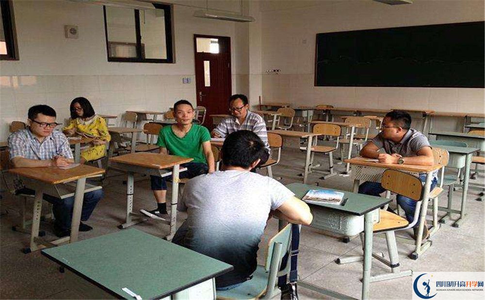 成都實驗中學(xué)2020年外地生學(xué)費是多少？