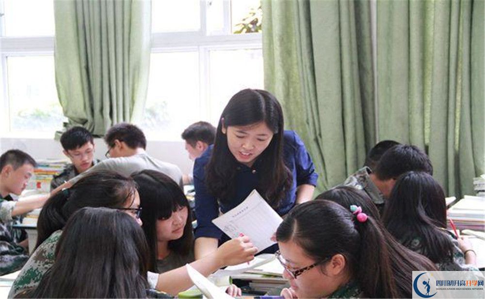 八一聚源高級中學的高中住宿怎么樣？