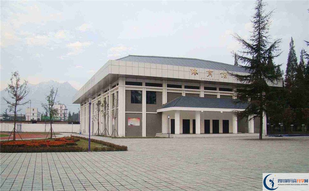 都江堰外國(guó)語實(shí)驗(yàn)學(xué)校高中部地址在哪里？