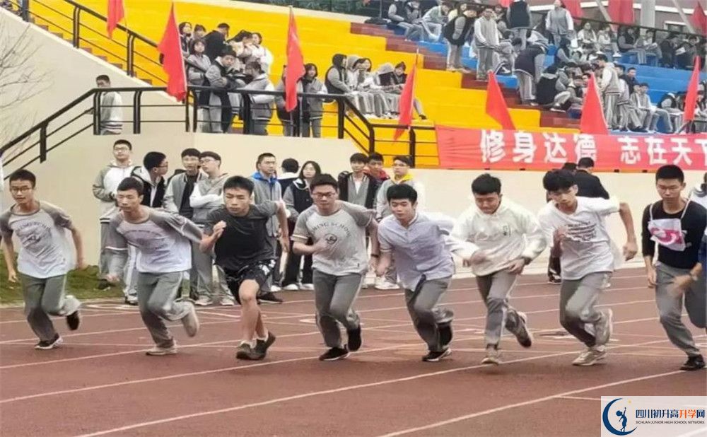 成都新津?yàn)槊鲗W(xué)校初升高難不難？