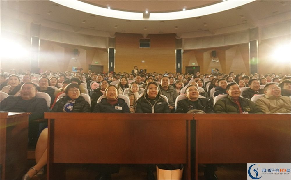 2020成都十二中高考重點(diǎn)大學(xué)升學(xué)率高不高？