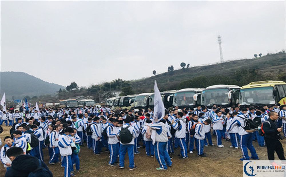 成都七中八一學(xué)校是重點中學(xué)嗎？