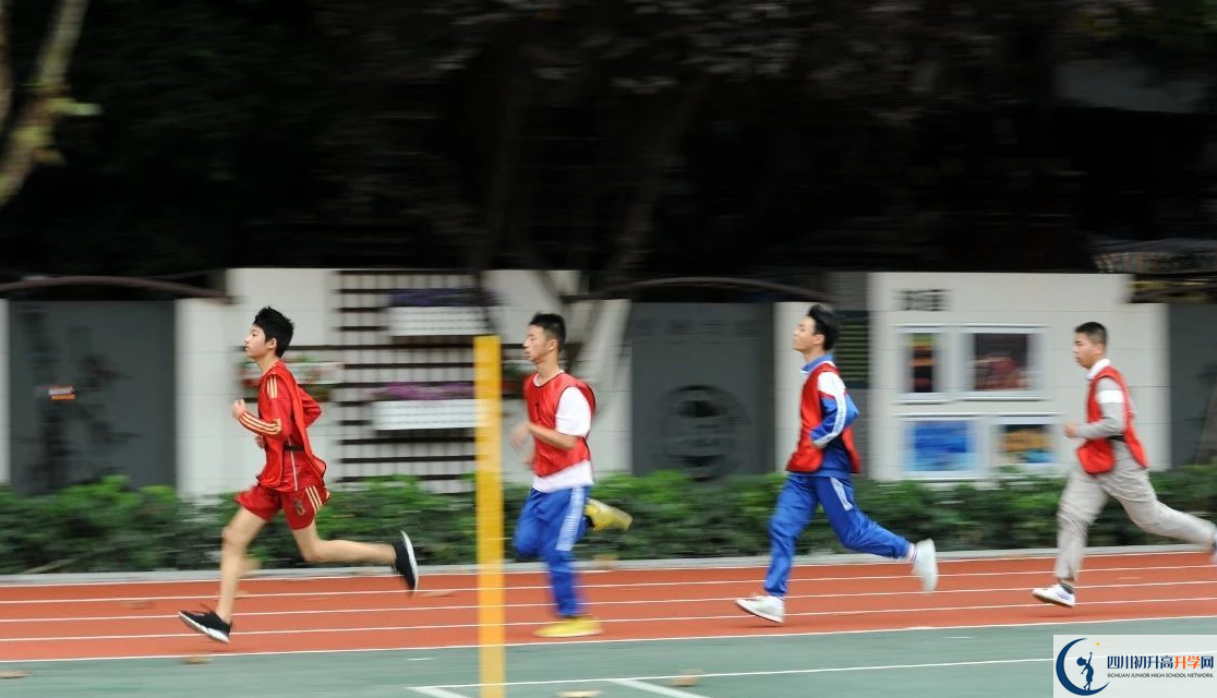 成都大學附屬中學在全國高中排名？
