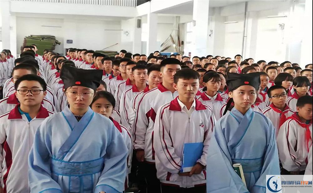 安仁中學(xué)實(shí)驗(yàn)班人數(shù)是多少？