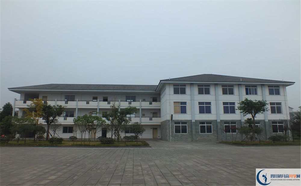 淮口中學(xué)在全國高中排名是多少？