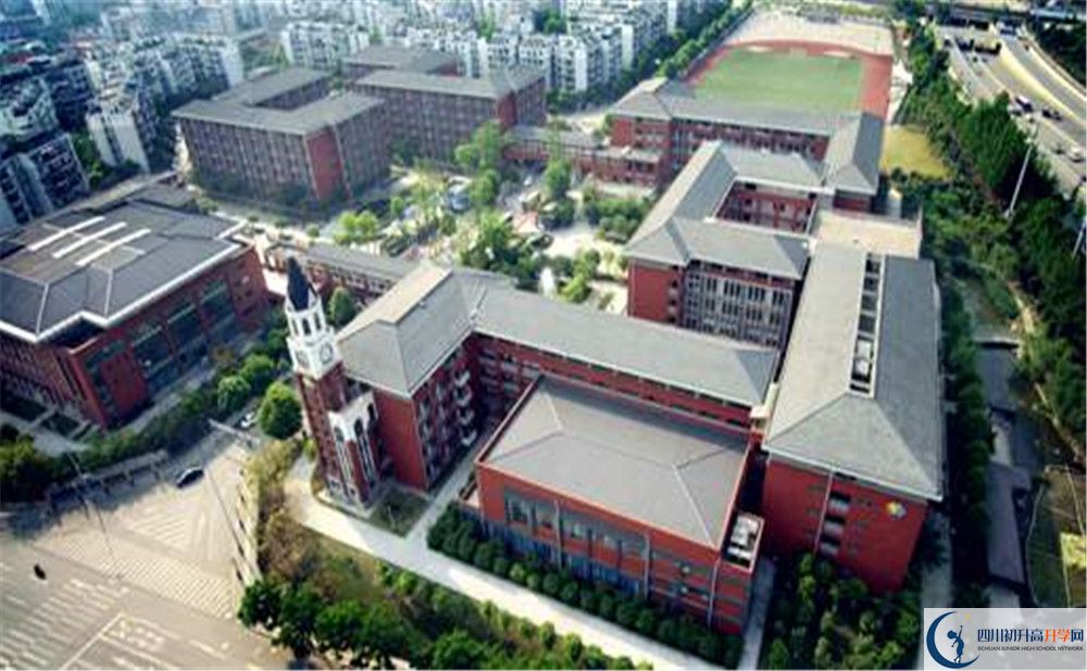 成都七中萬(wàn)達(dá)學(xué)校平行班中考重點(diǎn)率高嗎？