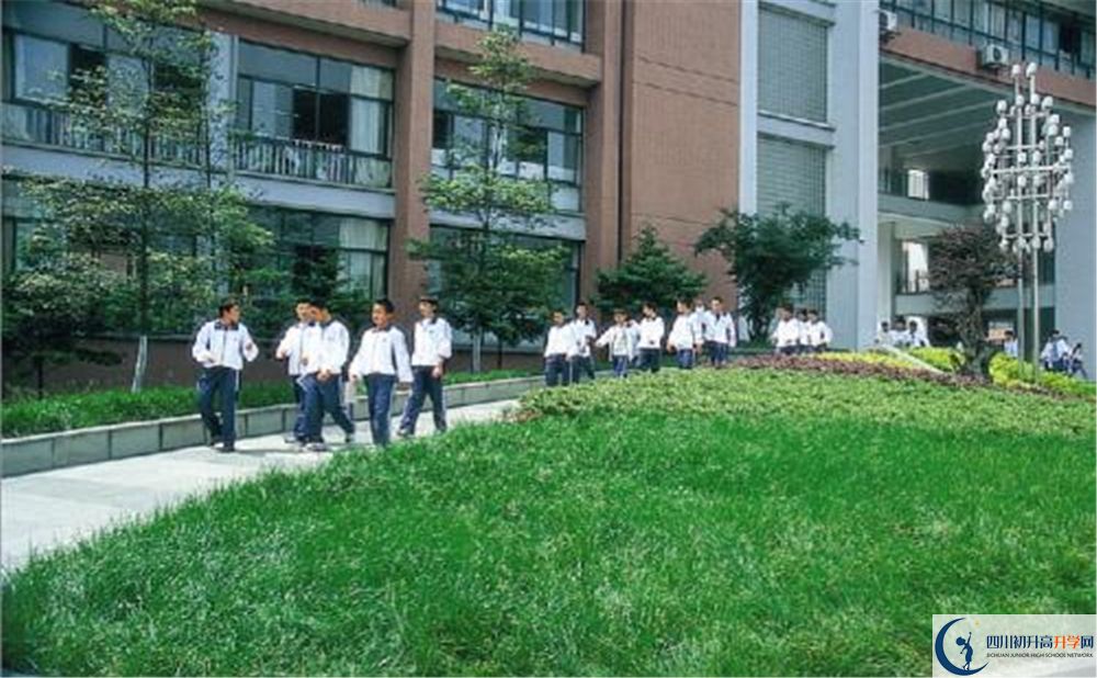 2020年雙流中學(xué)實驗學(xué)校軍訓(xùn)時間安排在哪看？