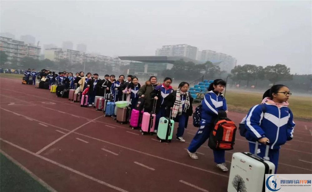 成都華西中學2020年高考人數(shù)是多少？