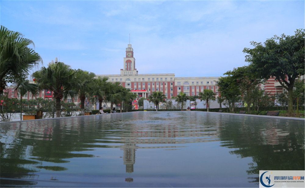 四川師范大學(xué)附屬中學(xué)高三診斷考試時(shí)間怎么安排？