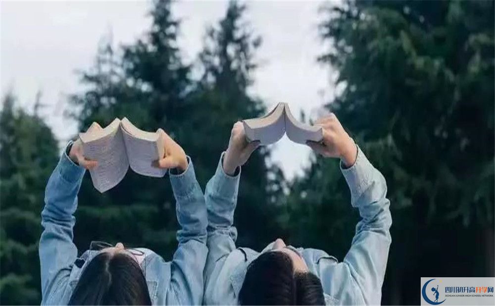 瀘州外國語學校高三診斷考試時間怎么安排？