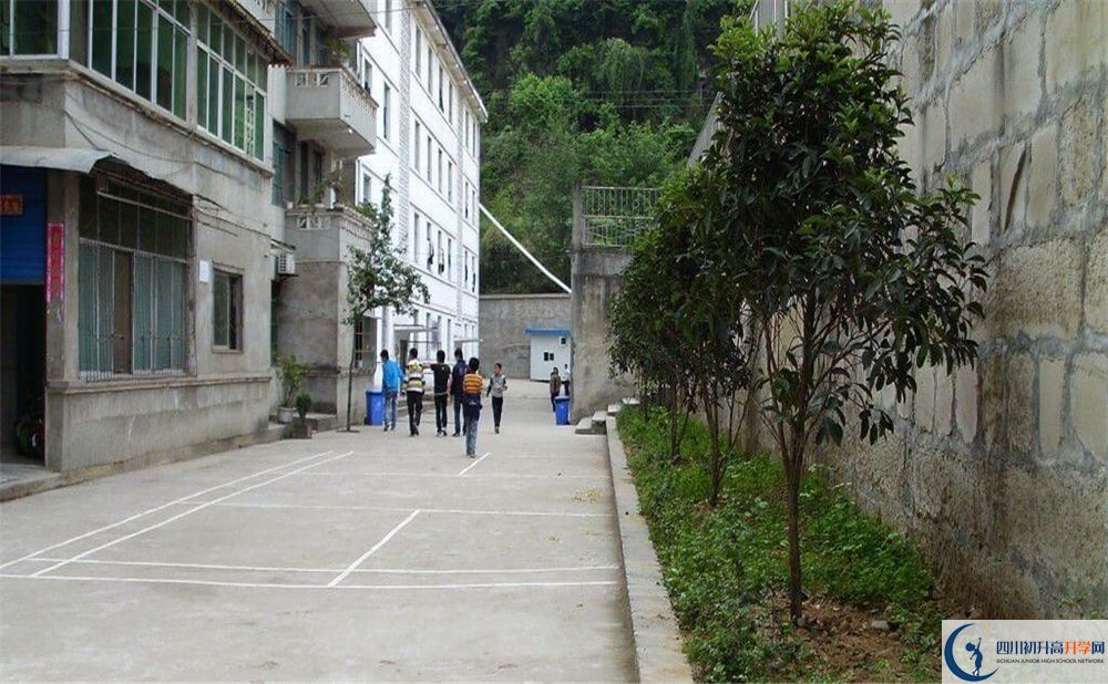 玉山中學(xué)2020暑假放假時(shí)間安排是怎么樣的？
